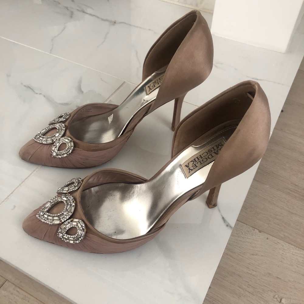 Badgley Mischka Pumps